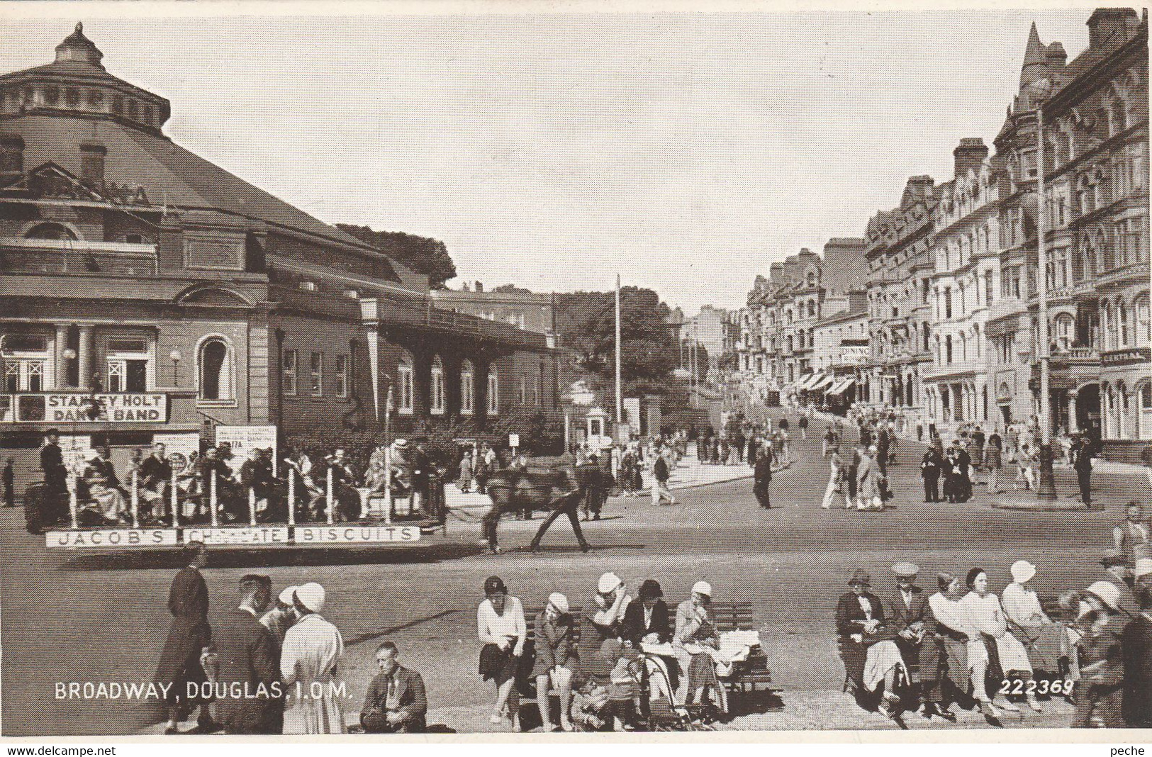 N°5870 R -cpa Broadway Douglas -île de Man-