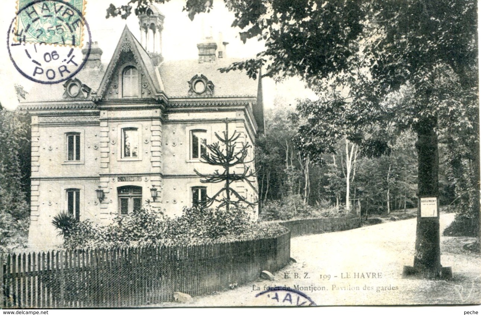 N°69566 -cpa Le Havre -forêt de Montgeon-