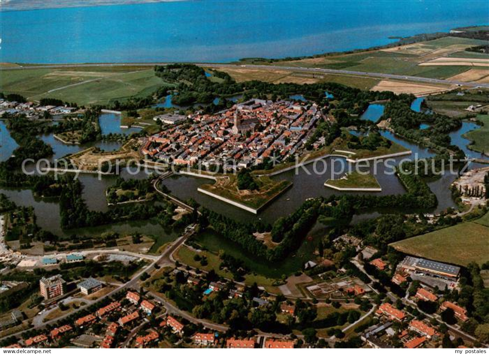 Naarden NL Vestingmuseum Fliegeraufnahme