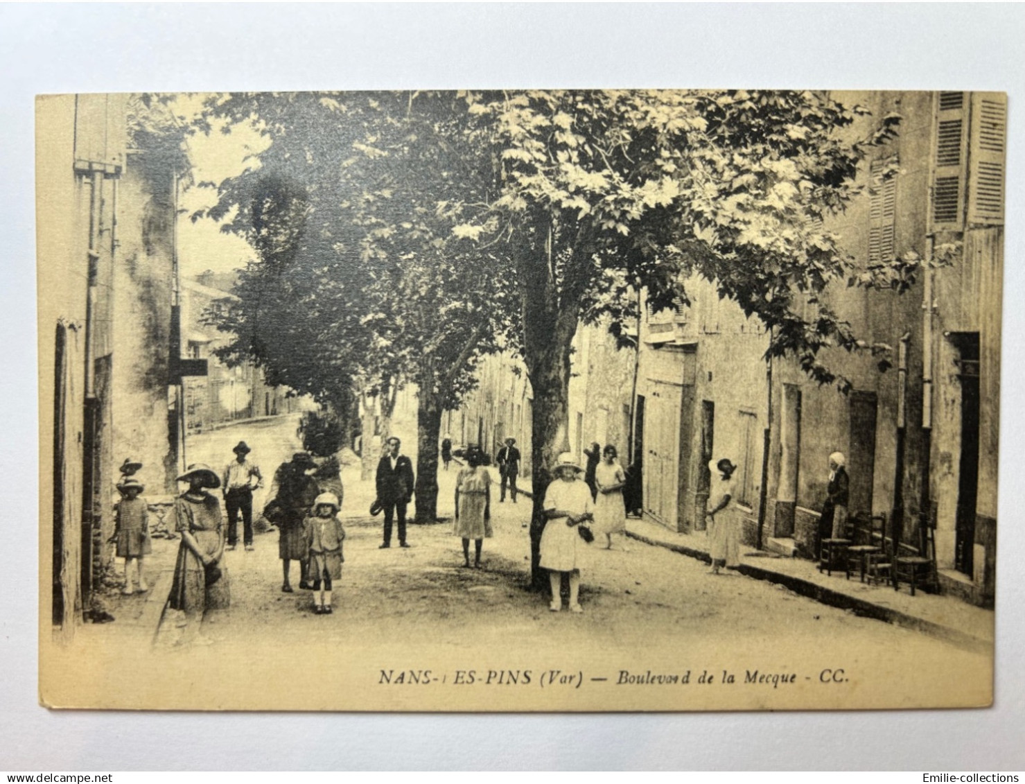 NANS LES PINS (83) - BOULEVARD DE LA MECQUE