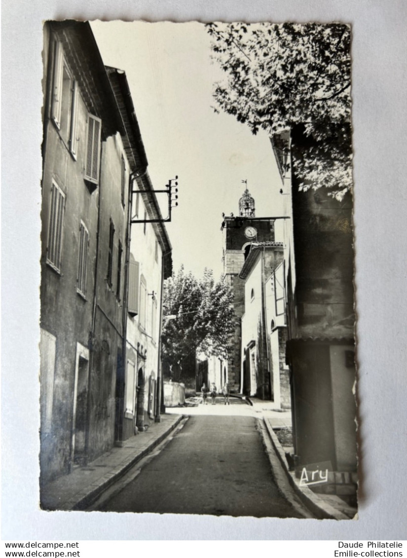 NANS-LES-PINS (83) - RUE DE L'EGLISE