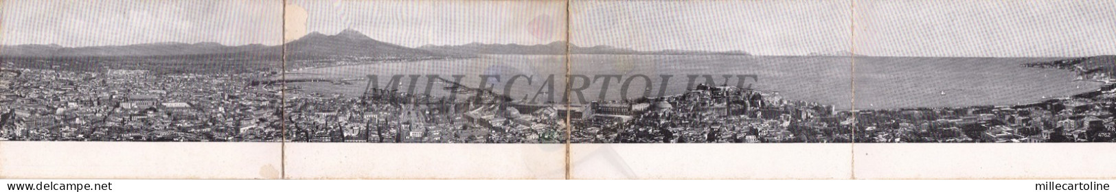 NAPOLI - Veduta del Golfo di Napoli con Vesuvio