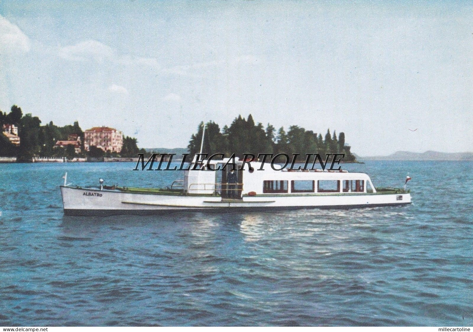 Navigazione sul Lago Maggiore: Isola S. Giovanni - Motoscafo "Albatro"