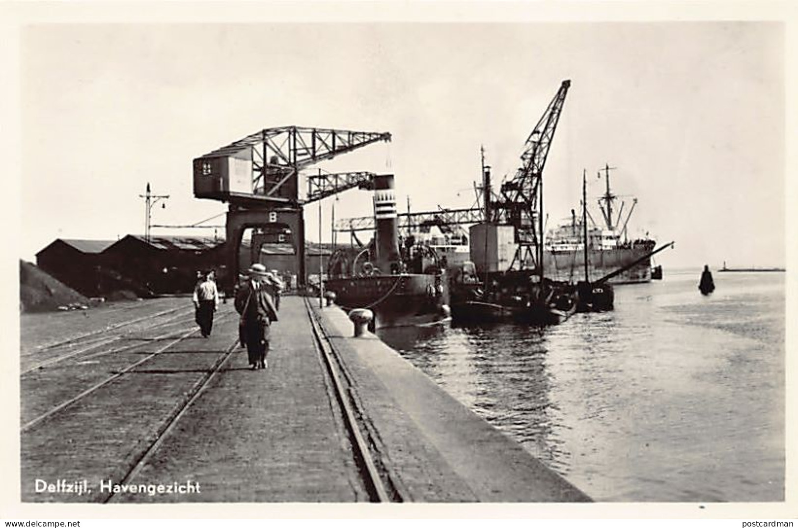 Nederland - DELFZIJL - Havengezicht