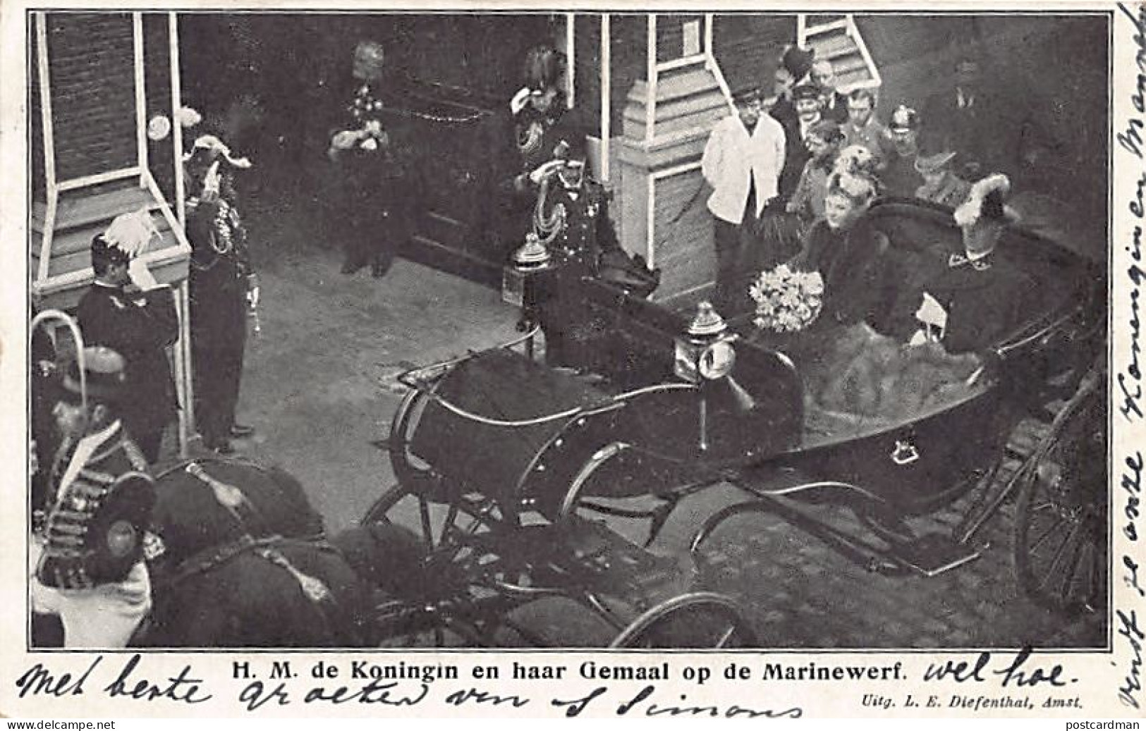 Nederland - DEN HELDER - H. M. de Koningin en haar Gemaal op de Marinewerf