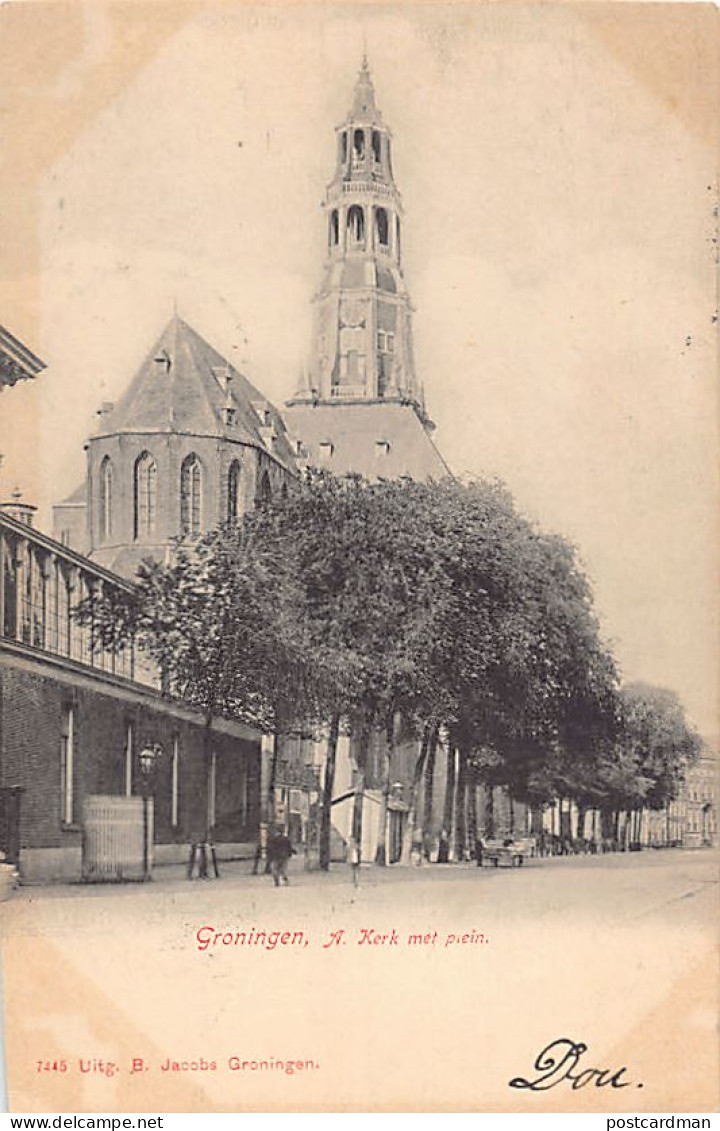 Nederland - GRONINGEN - A. Kerk met plein