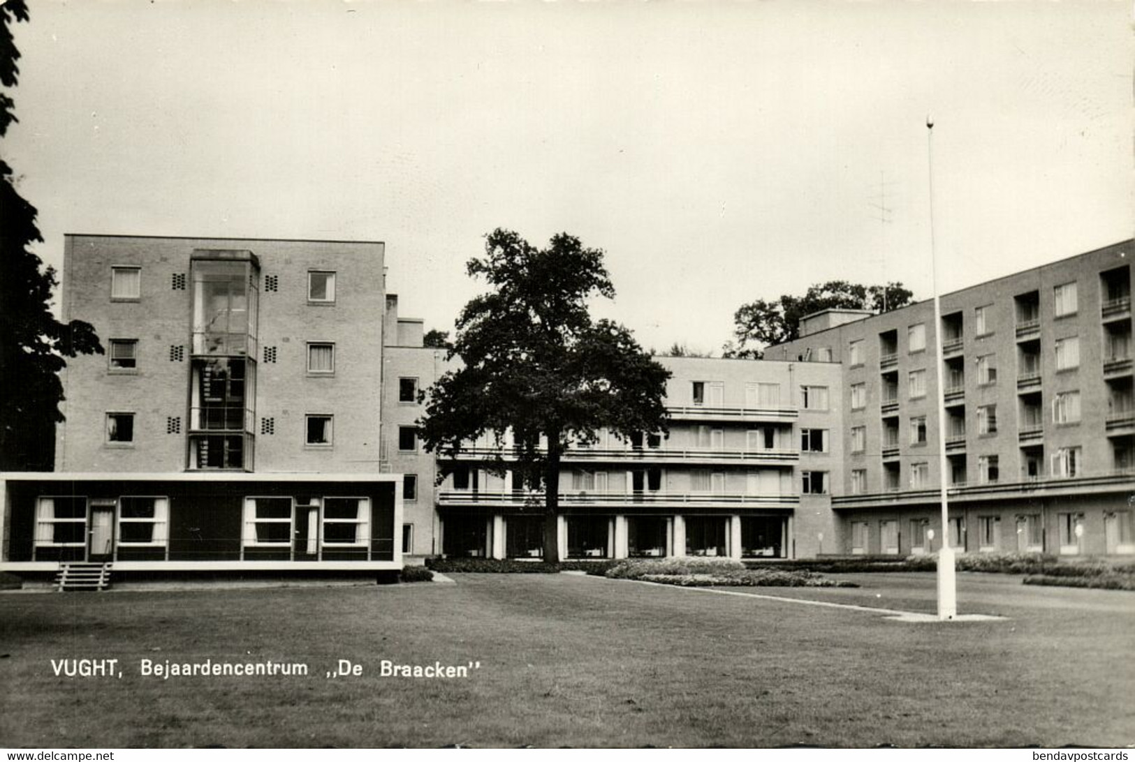 Nederland, VUGHT, Bejaardencentrum "De Braacken" (1950s) Ansichtkaart