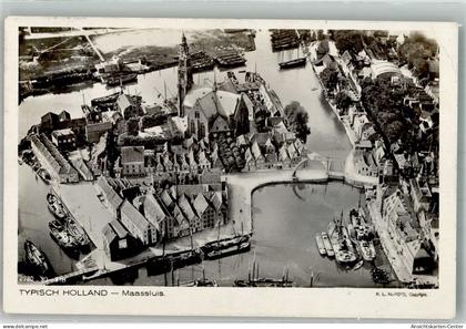 38218328 - Maassluis