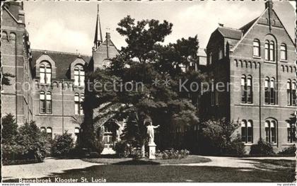 Bennebroek Klooster St Lucia Kloster Denkmal Statue