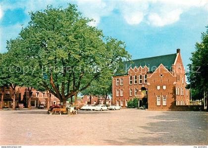 Uden Gemeentehuis met Prilleke