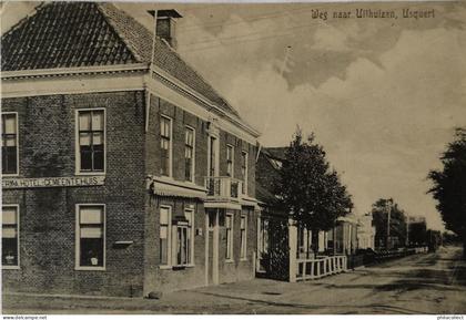 Usquert (Grn.) Weg naar Uithuizen (Hotel - Gemeentehuis)  19?? Topkaart