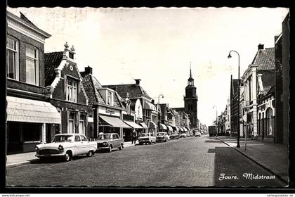 AK Joure, Midstraat, straatzicht met kerktoren