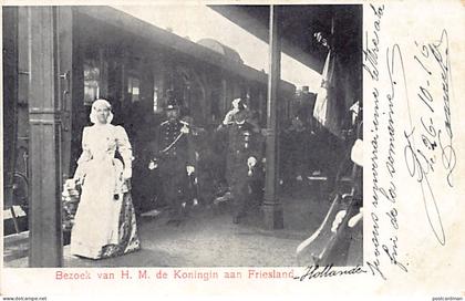 Nederland - LEEUWARDEN - Bezoek van H.M. De Koningin aan Friesland - Statie