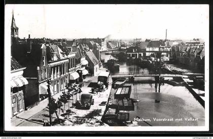 AK Makkum, Voorstraat met Vallat