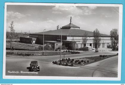 NEDERLAND prentbriefkaart Naaldwijk Bloemenveiling 1951 Honselerdijk naar Wageningen