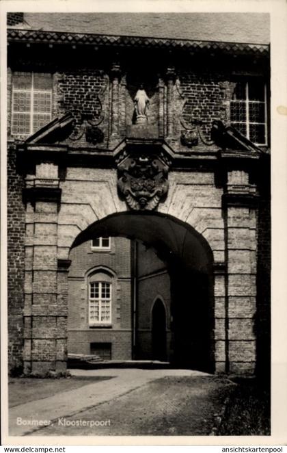 CPA Boxmeer Nordbrabant Niederlande, Kloosterpoort, Torbogen, Wappen, Statue