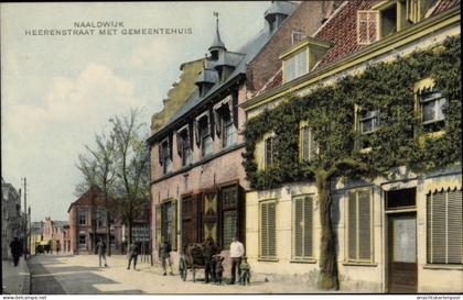 CPA Naaldwijk Südholland, Heerenstraat met Gemeentehuis
