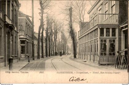 Sassenheim- Dorpstraat