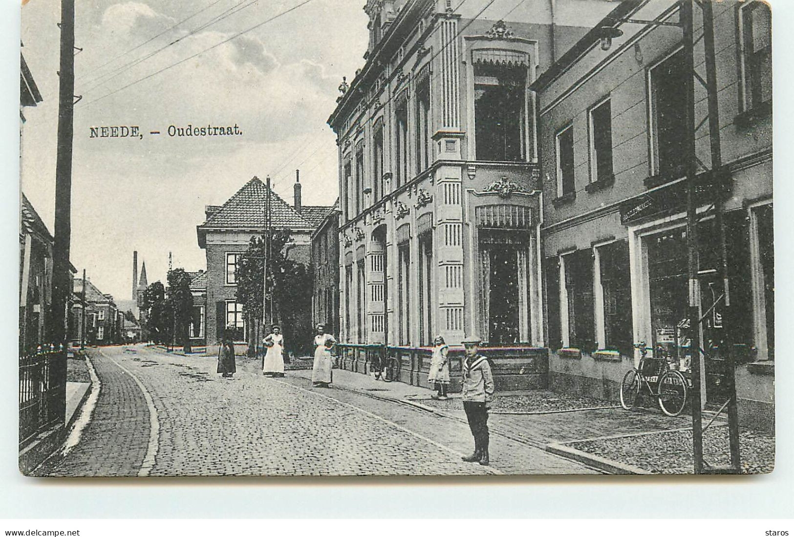 NEEDE - Oudestraat