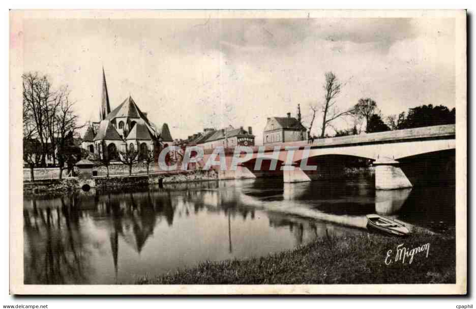 Nemours - Le Grand Pont - CPA