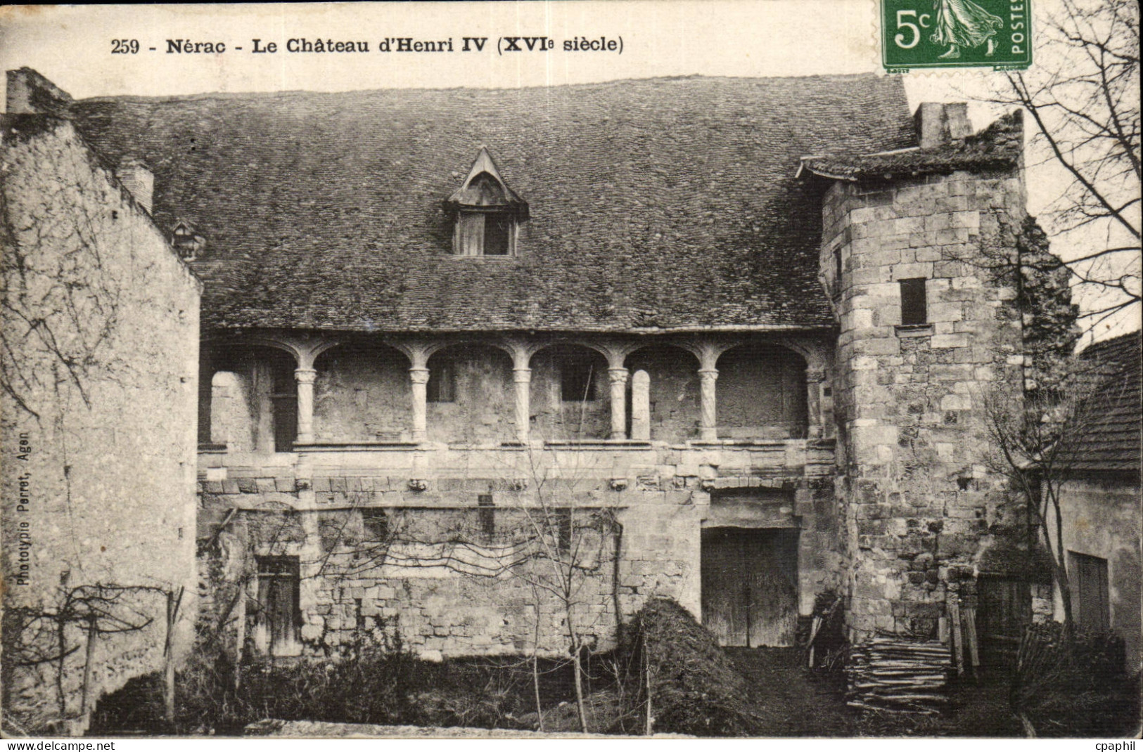 Nerac CPA Le chateau d'Henri IV (16eme)