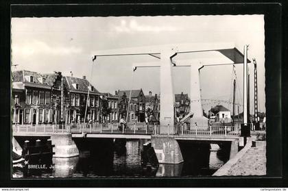 AK Brielle, Julianabrug