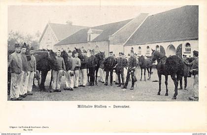 Nederland - DEVENTER (OV) Militaire Stallen - Uitg. La Rivière 1918