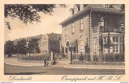 Nederland - DORDRECHT - Oranjepark met H.B.L.