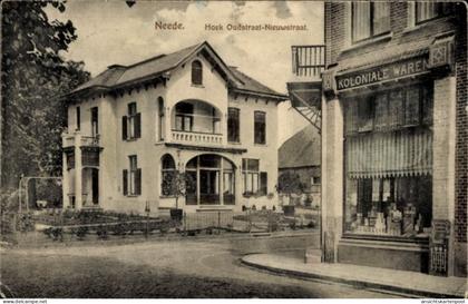 CPA Neede Berkelland Gelderland, Ecke Oudstraat-Nieuwstraat, Kolonialwaren