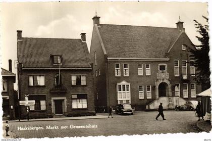 CPA Haaksbergen Markt met Gemeentehuis NETHERLANDS (728716)