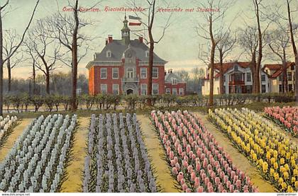 Nederland - HAARLEM - Hyacinthenvelden - Omstr. Haarlem - Heemstede met Stadhuis