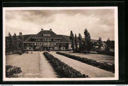 AK Haren, Avondlicht