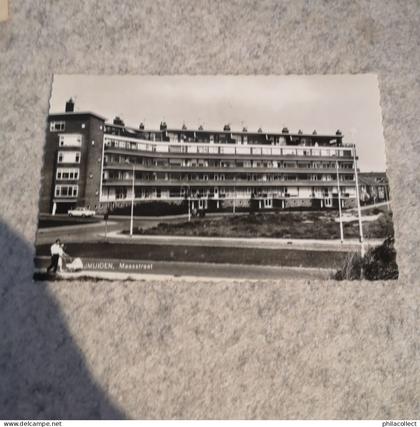 IJmuiden // Maasstraat 1962