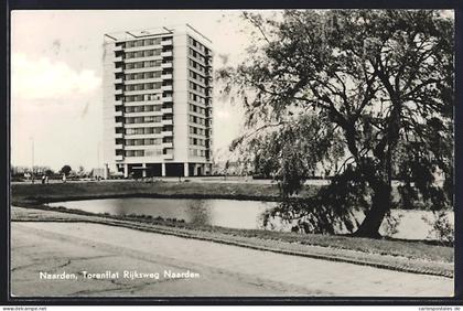 AK Naarden, Torenflat Rijksweg Naarden
