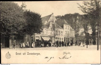 CPA Zevenbergen Nordbrabant, Markt, Passanten, Kutsche