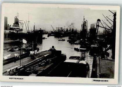39571369 - Rotterdam