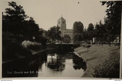 Tiel (Gld.)  Gracht met R. K. Kerk 19??