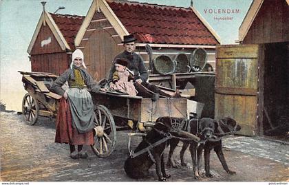Nederland - VOLENDAM - Hondenkar