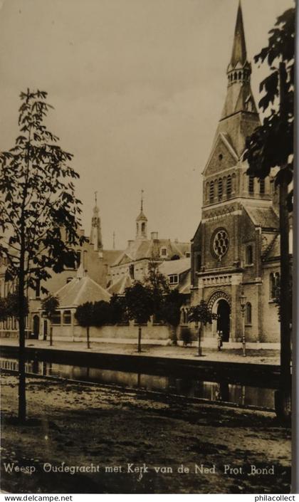 Weesp // Oudegracht met Kerk vd Ned. Prot bond 1947 punaisegaatje