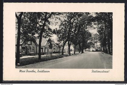 AK Zuidlaren, Stationsstraat, Strassenpartie mit Wohnhäusern