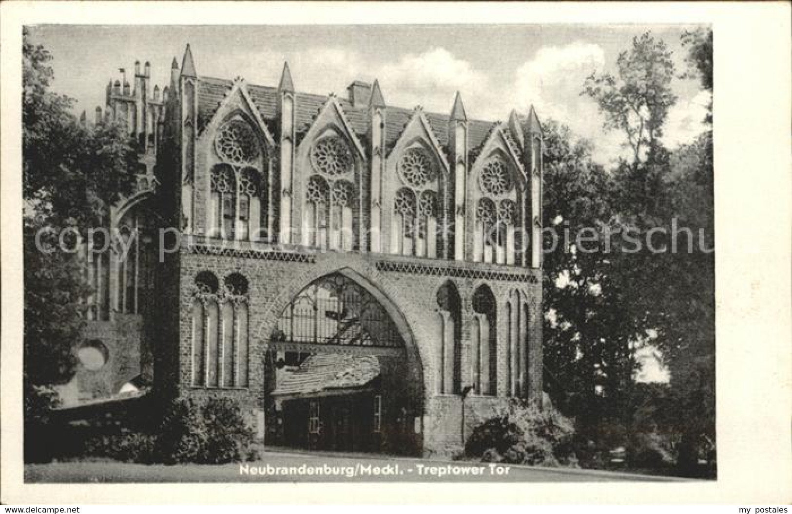 Neubrandenburg Treptower Tor