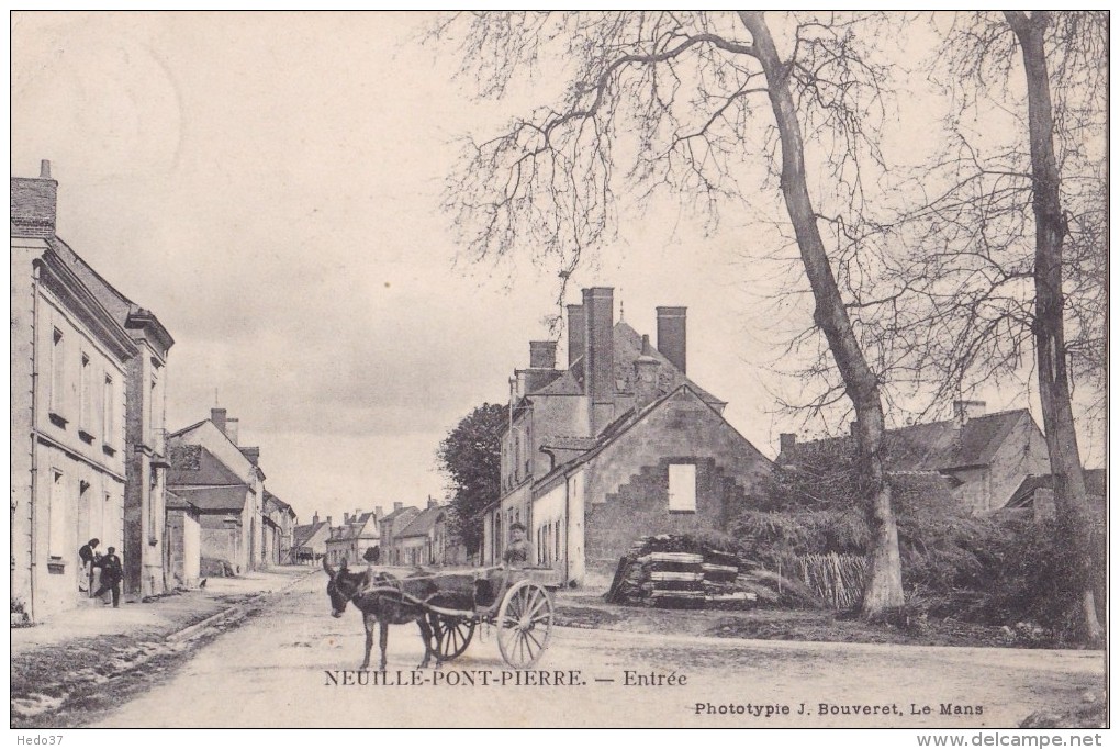 Neuillé-Pont-Pierre - Entrée