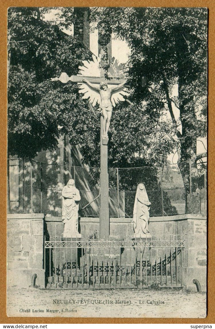 NEUILLY-L'EVEQUE  (52) : " LE CALVAIRE "