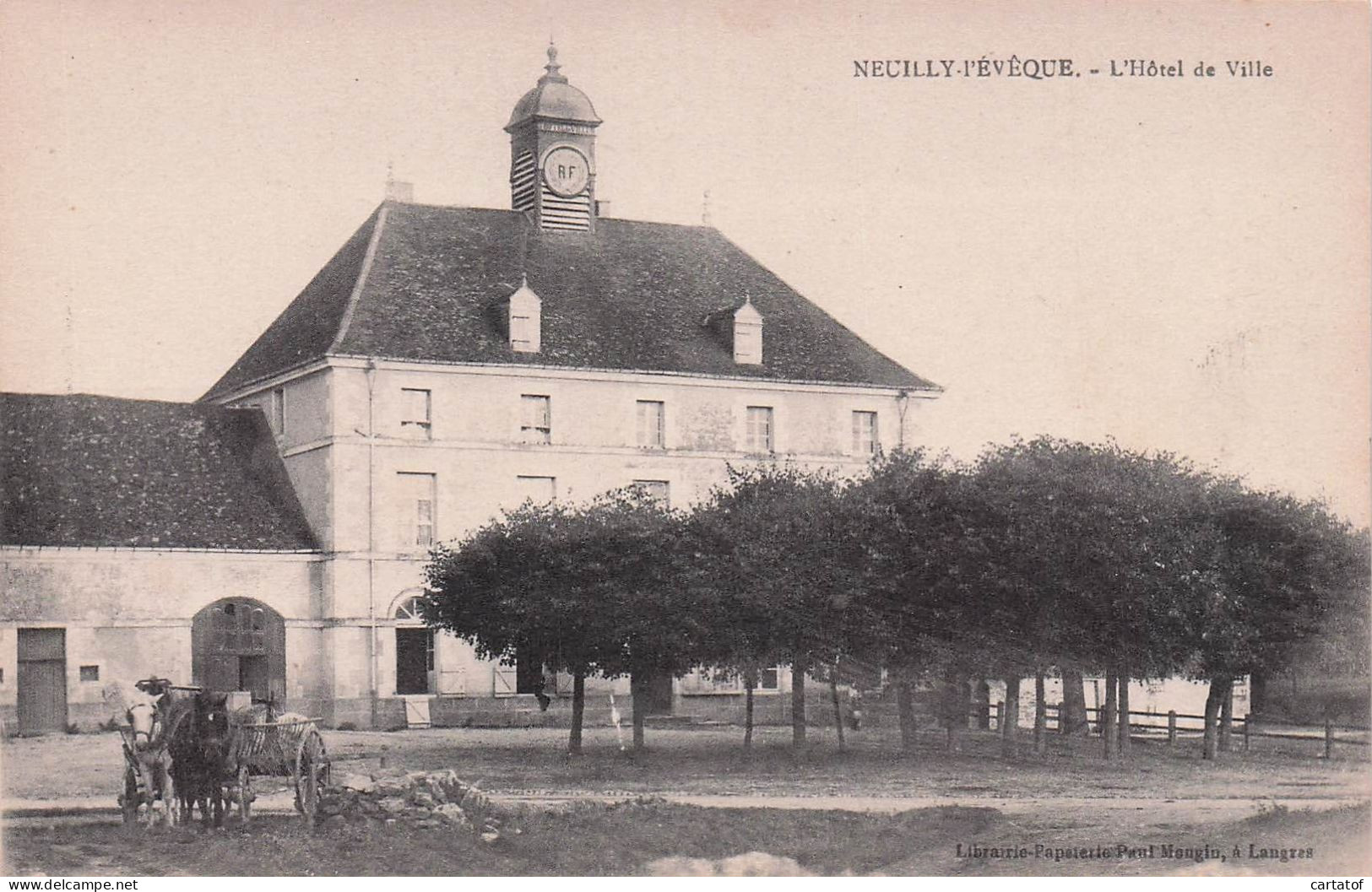 NEUILLY l'EVEQUE . Hôtel de Ville.
