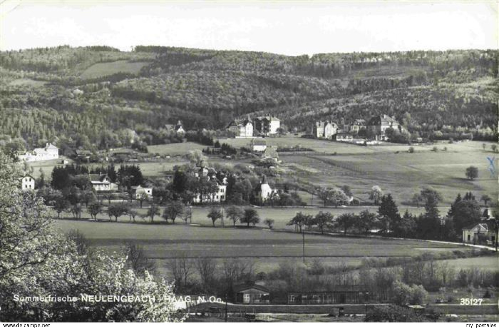 Neulengbach St Poelten Niederoesterreich AT Panorama