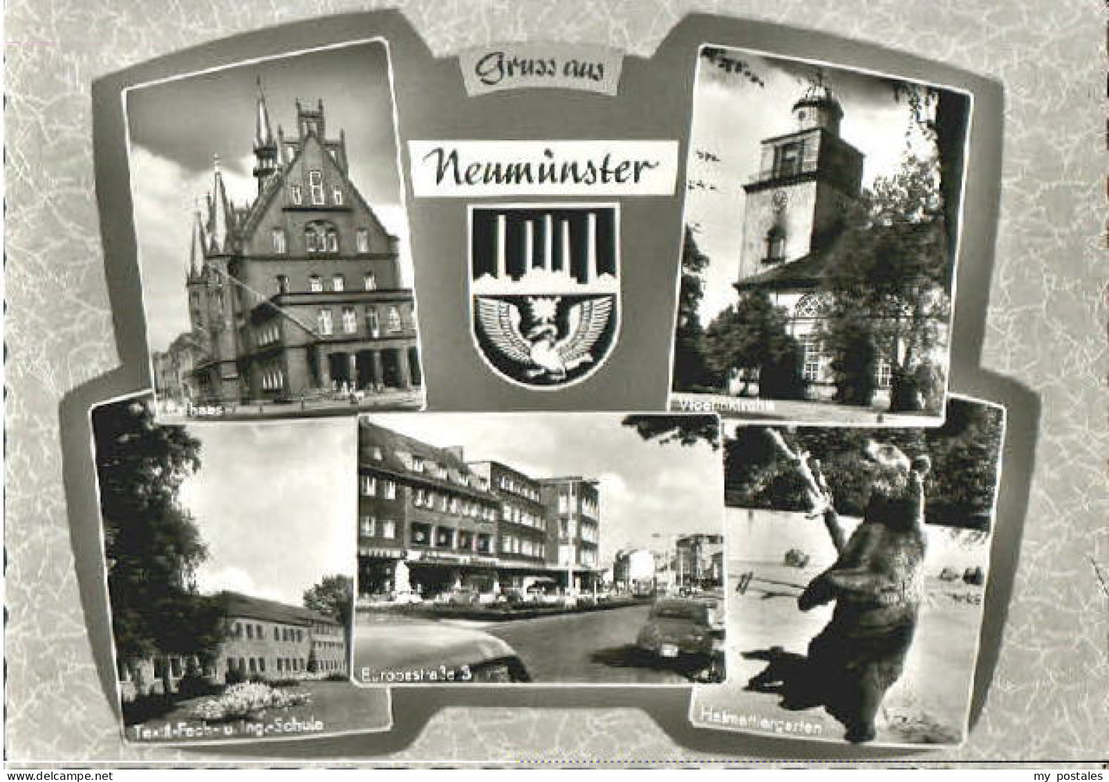 Neumuenster Schleswig-Holstein Neumuenster Rathaus Kirche Garten Schule