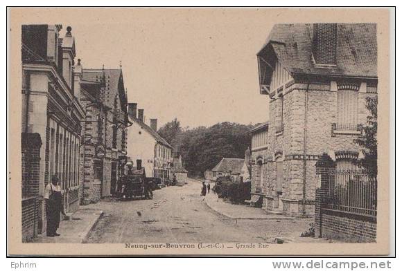 NEUNG SUR BEUVRON - Grande Rue