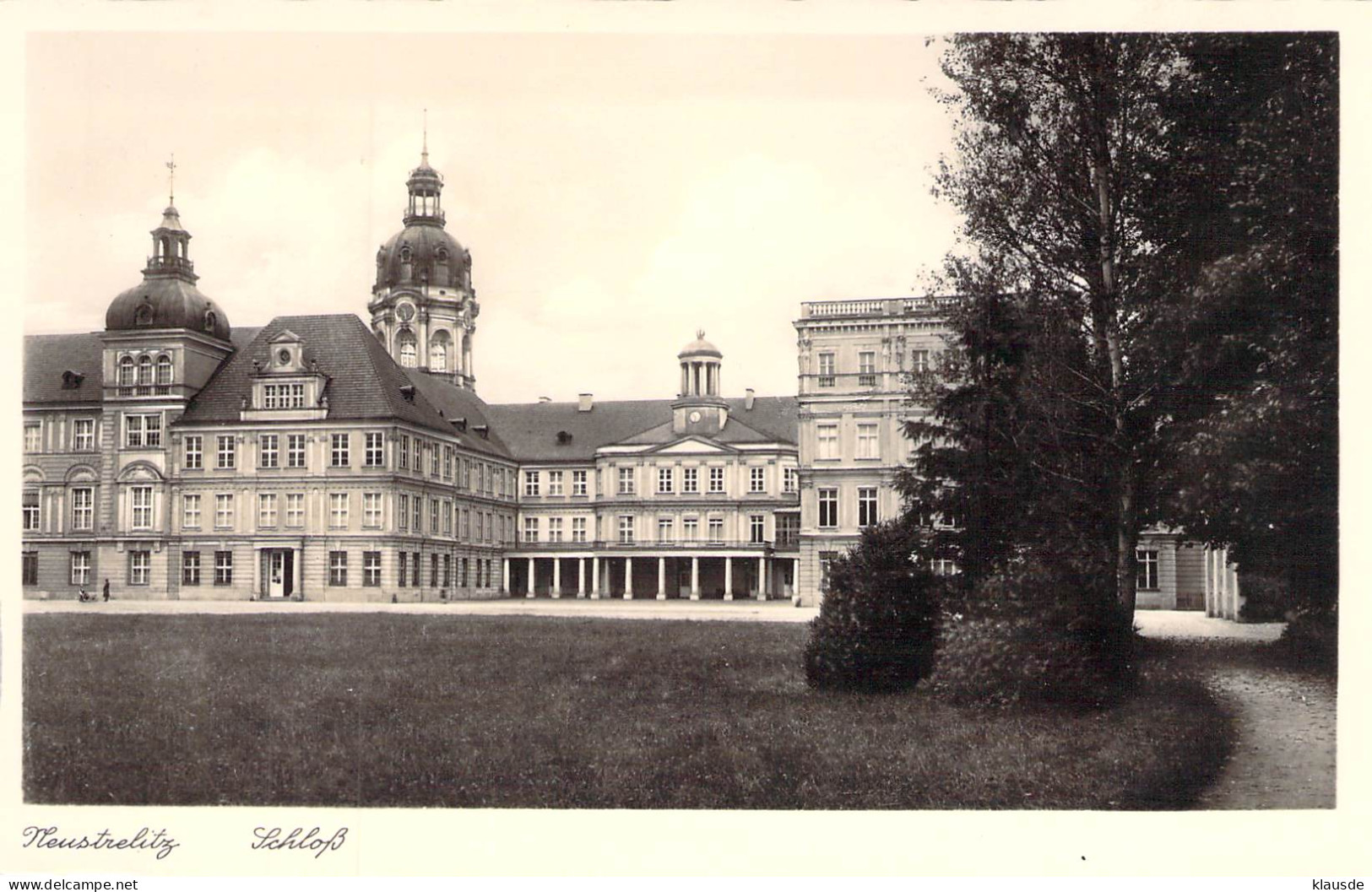 Neustrelitz - Schloss blanc
