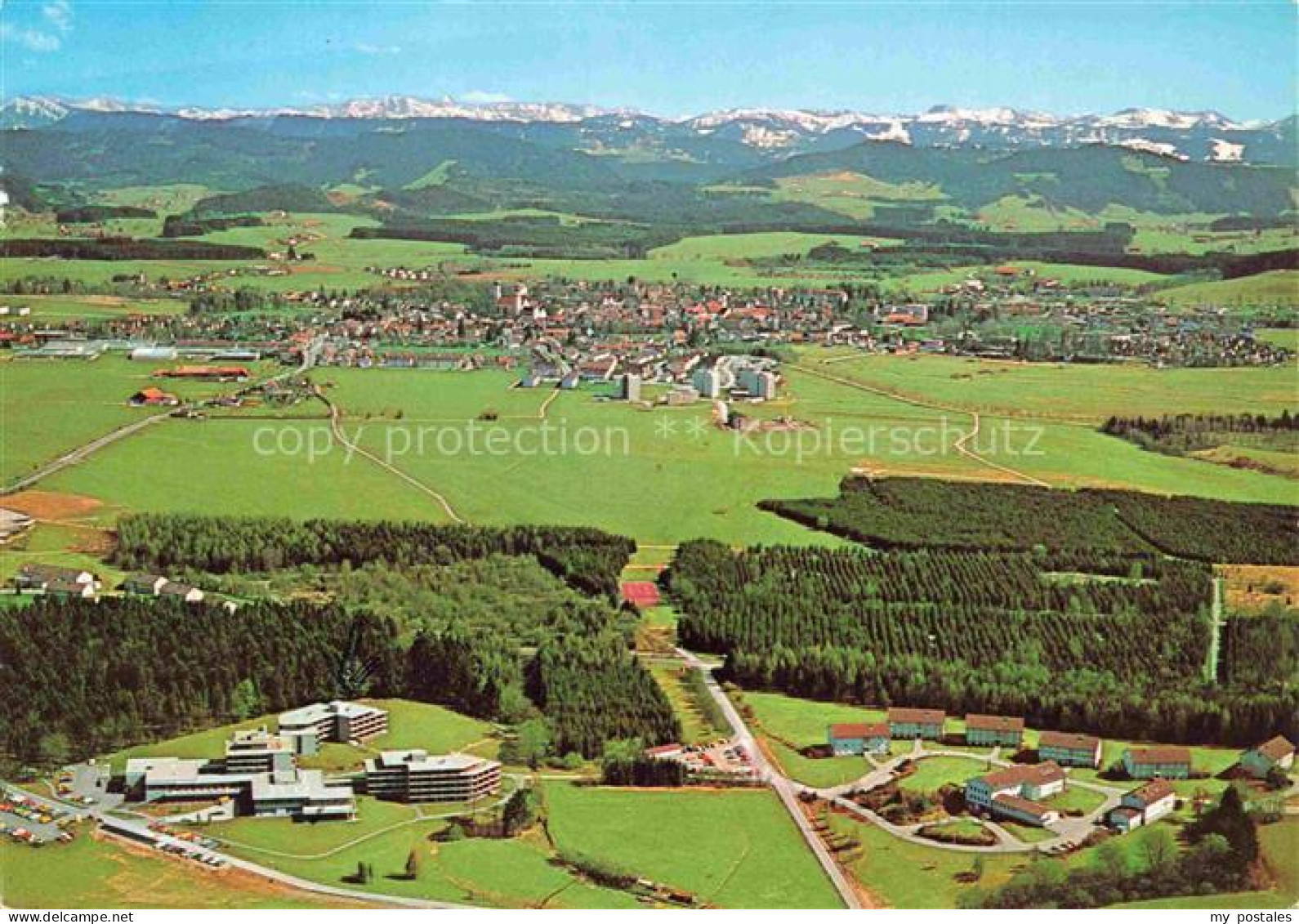 Neutrauchburg Isny Allgaeu Bayern Fliegeraufnahme Argentalklinik Alpenblick Isny