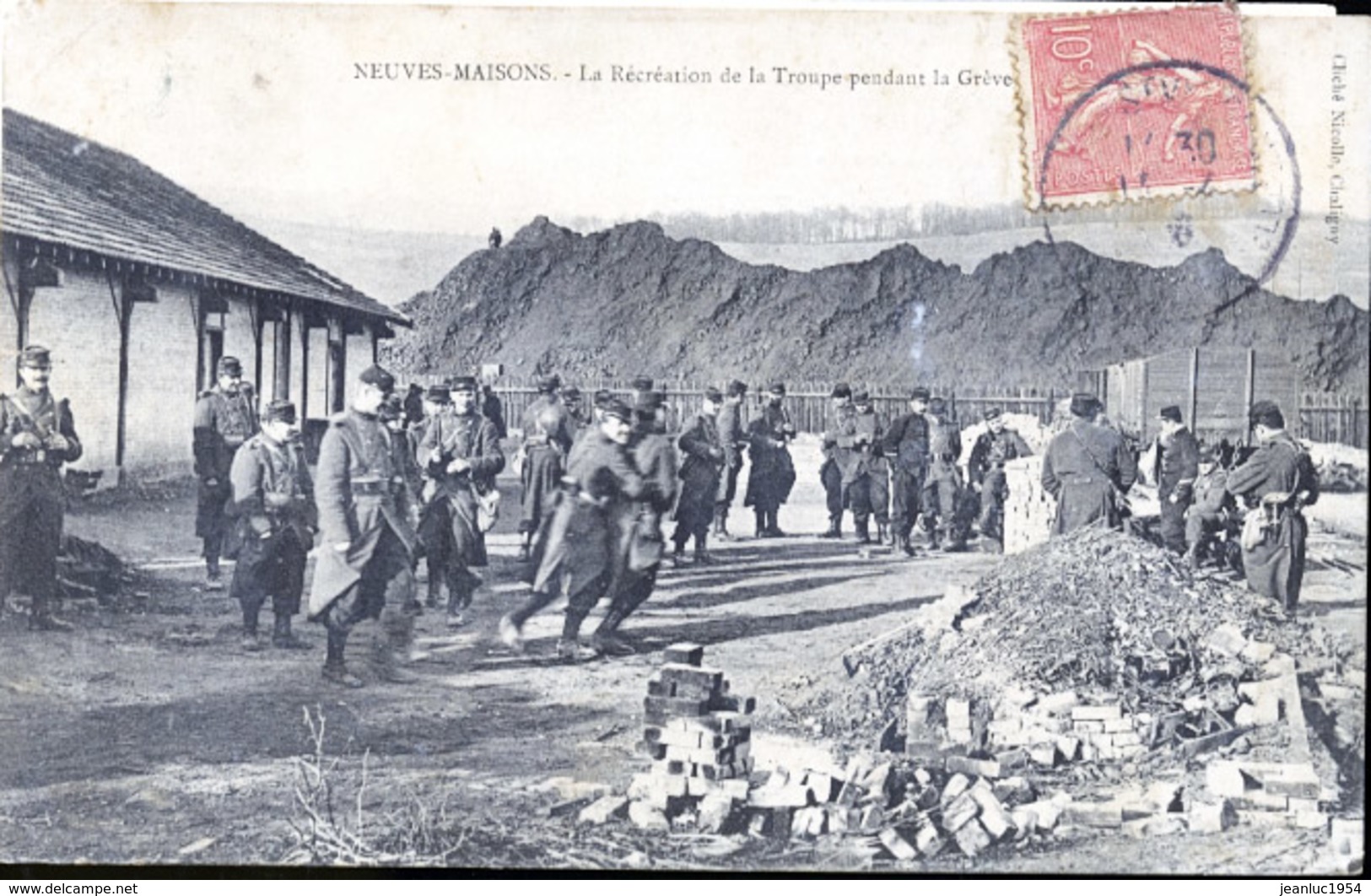 NEUVES MAISONS MILITAIRES